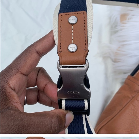 Coach one shoulder brown leather mens backpack. - Picture 4 of 9